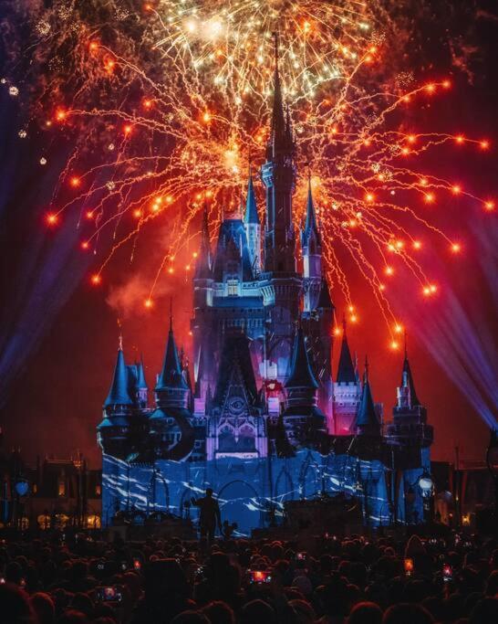 Le Cosy Wiener *Paris*Gare A 300 M*Disneyland* ฌอม-ซัวร์-มาร์น ภายนอก รูปภาพ
